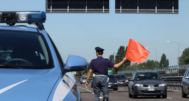 Incidenti lavoro: operaio travolto e ucciso in A1