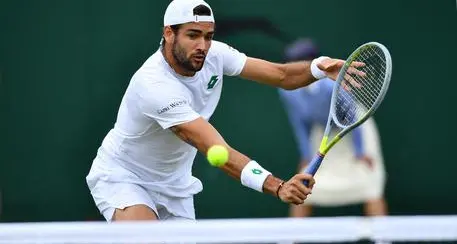 Matteo Berrettini vola nei quarti a Wimbledon