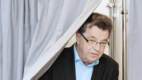HANS KLAUS TECHT