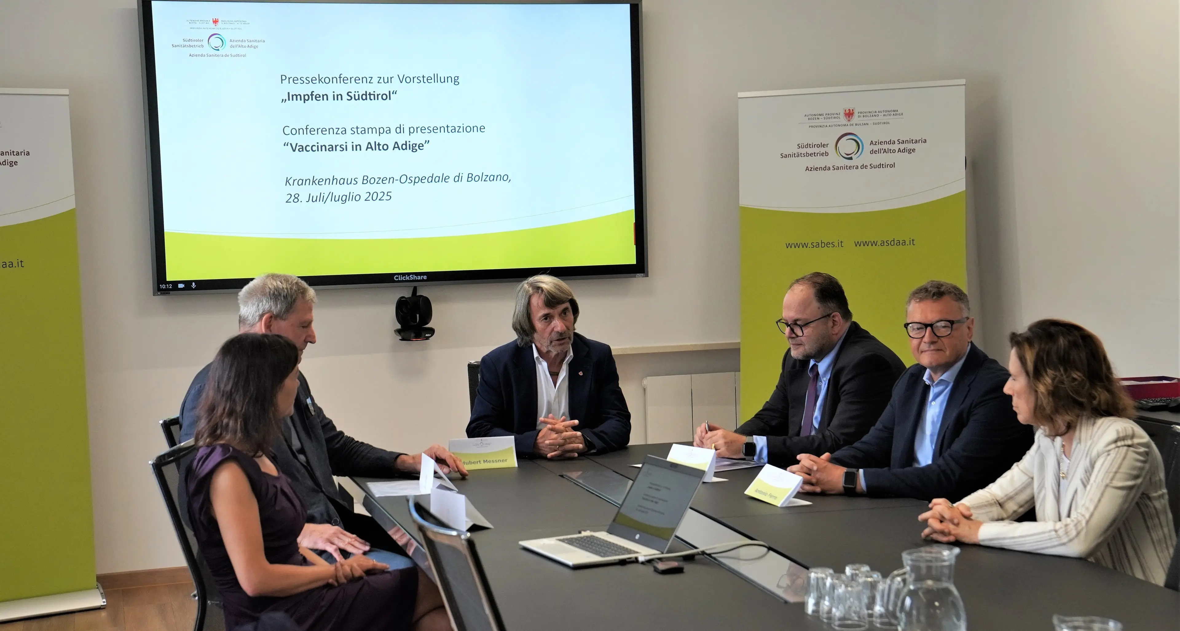 Alto Adige terra dei no vax, l’Asl lancia un nuovo portale: «Combattere la disinformazione»