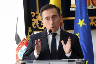 Madrid, 'Italia su Schengen vergognosa, Meloni e Tajani non all'altezza'