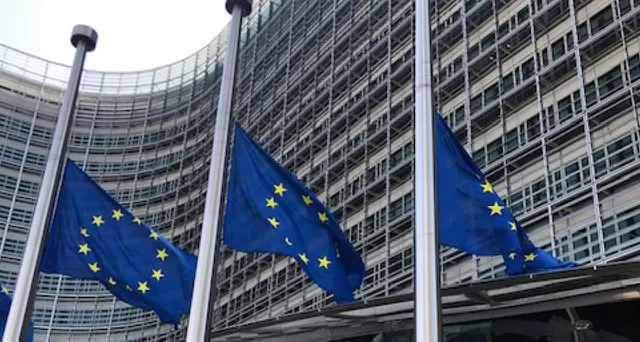 Ue-19: brusca frenata crescita Pil nel terzo trimestre