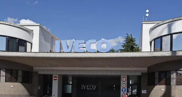 Rafforzata la sicurezza per Iveco Bolzano e il manager dopo le minacce degli anarchici
