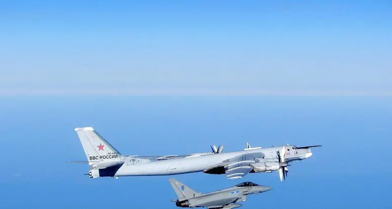 Ucraina, guerra anche di spie. Mosca accusa: «Kiev voleva reclutare un pilota russo e rubare un bombardiere»