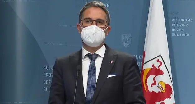 Kompatscher: “Giunto il momento di parziali riaperture”