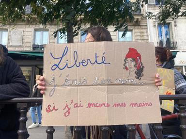 Gilet gialli si uniranno sabato al corteo di Parigi del sindacato Cgt