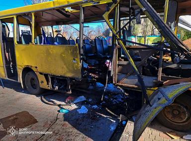 Kiev, 'drone russo contro autobus di linea a Nikopol, 5 morti'