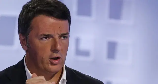 Reddito: Renzi, o cambia o ci sarà referendum