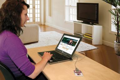 Confcom, i consumi superano il record del 2007, più tecnologia e tempo libero