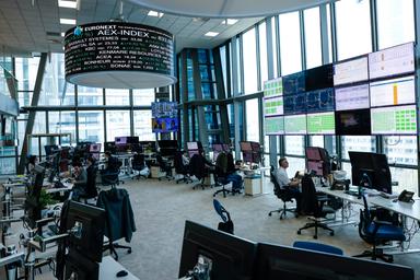 Borsa: Europa sopra la parità, effetto Hormuz sul gas, Milano 0,15%
