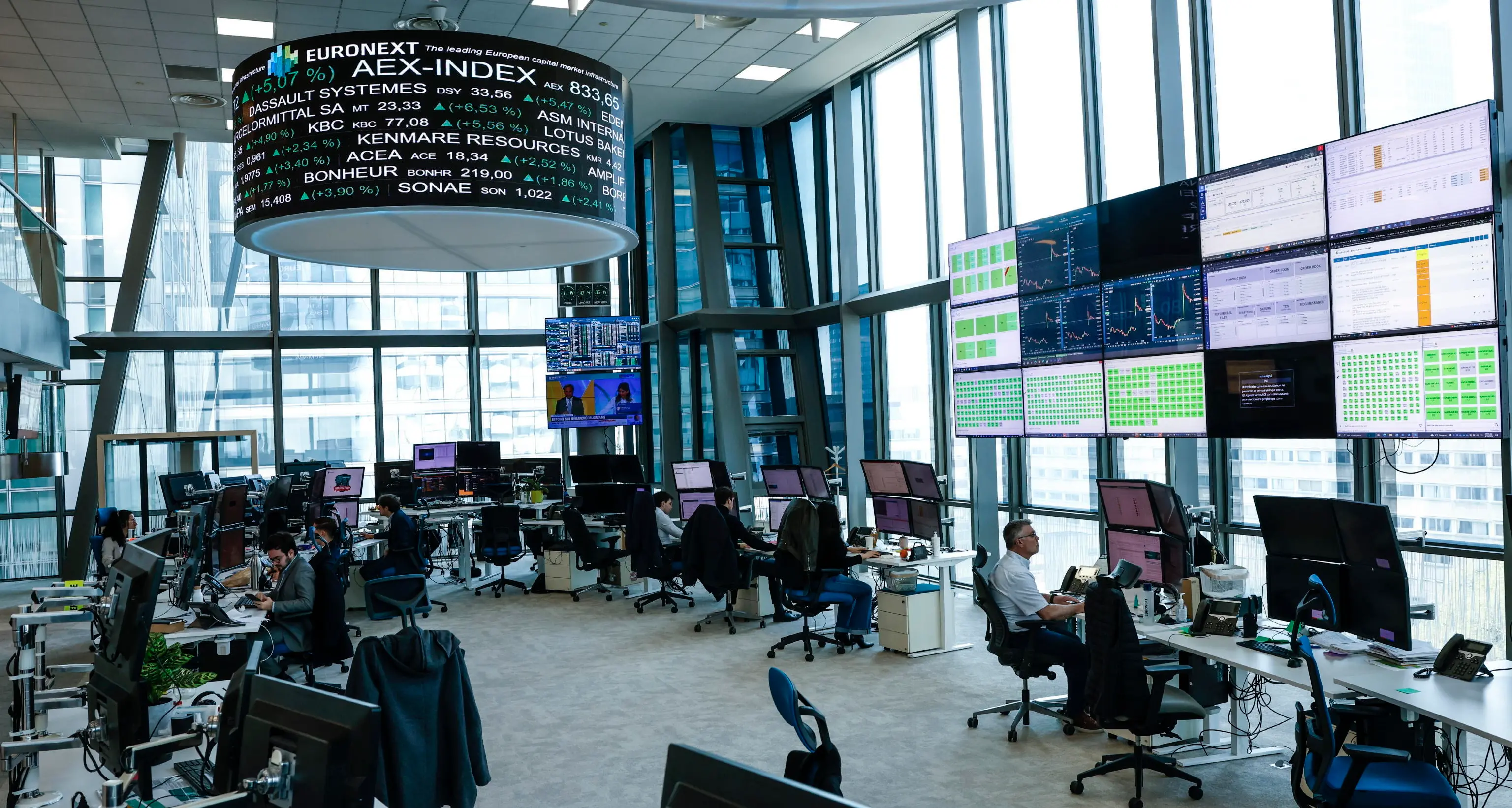 Borsa: Europa sopra la parità, effetto Hormuz sul gas, Milano 0,15%