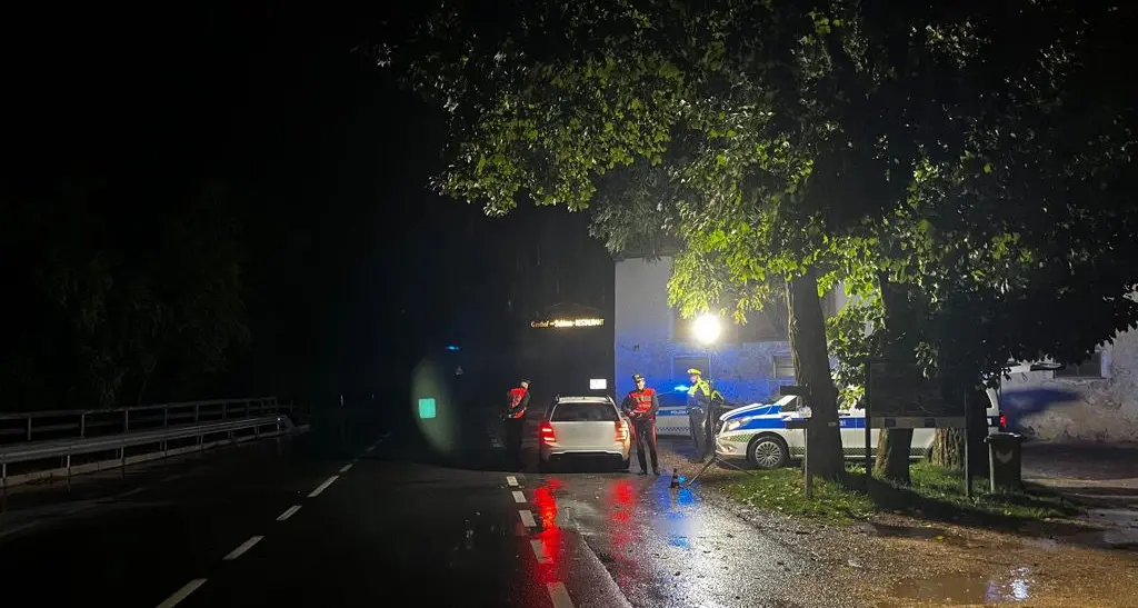 Alla guida senza patente e assicurazione, auto sequestrata a Fié allo Sciliar