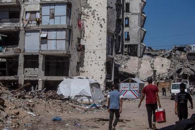 Burnham, 'al fianco di Israele ma azioni a Gaza a Cisgiordania ingiustificate'