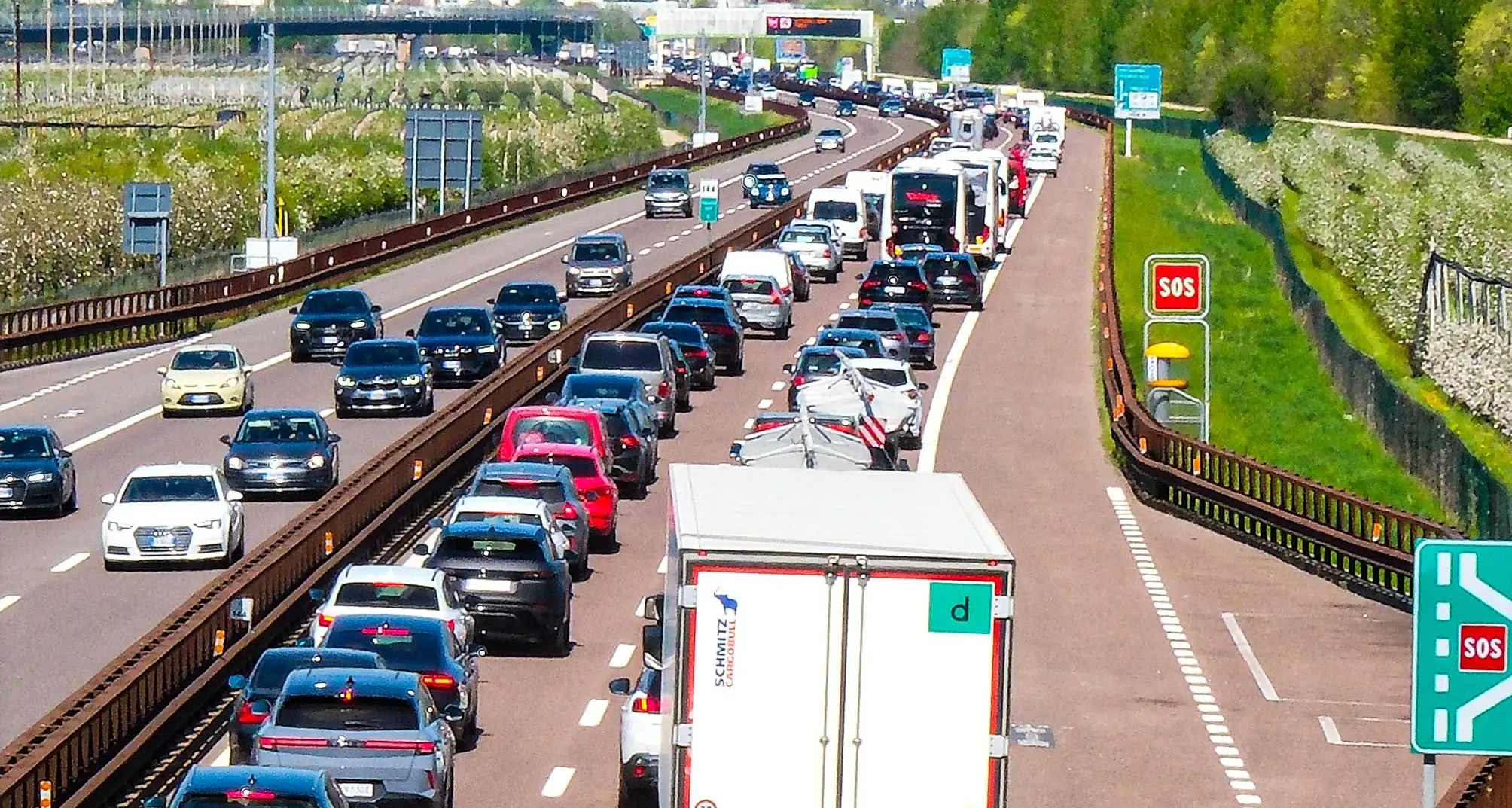 Caos Brennero, il Commissariato convoca il comitato per l’emergenza traffico