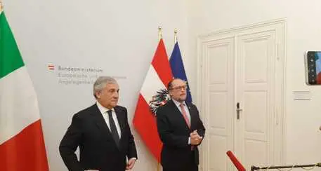 Il ministro Tajani a Vienna: «Serve un compromesso per i blocchi al Brennero»