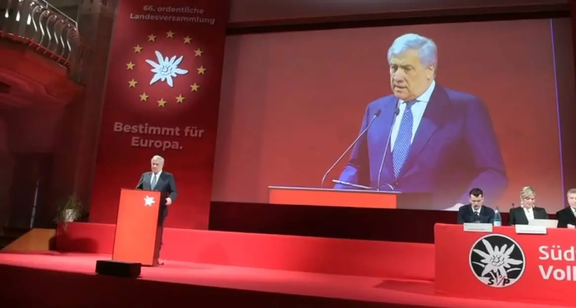 Al Congresso della Svp il vicepremier Tajani: «Con Steger la collaborazione sarà ottima»