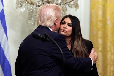 Wsj, 'l'ambasciatrice in Grecia chiese 100mila dollari a un donatore Maga'