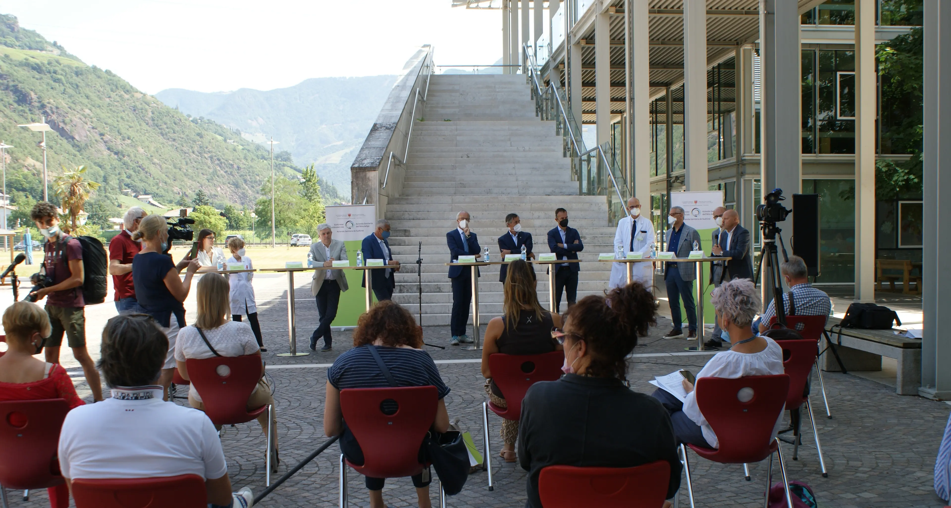 Bolzano, 8 nuovi primari: 5 uomini e tre donne