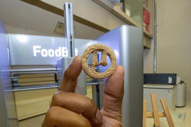 Biscotti commestibili a partire dalla plastica delle bottiglie