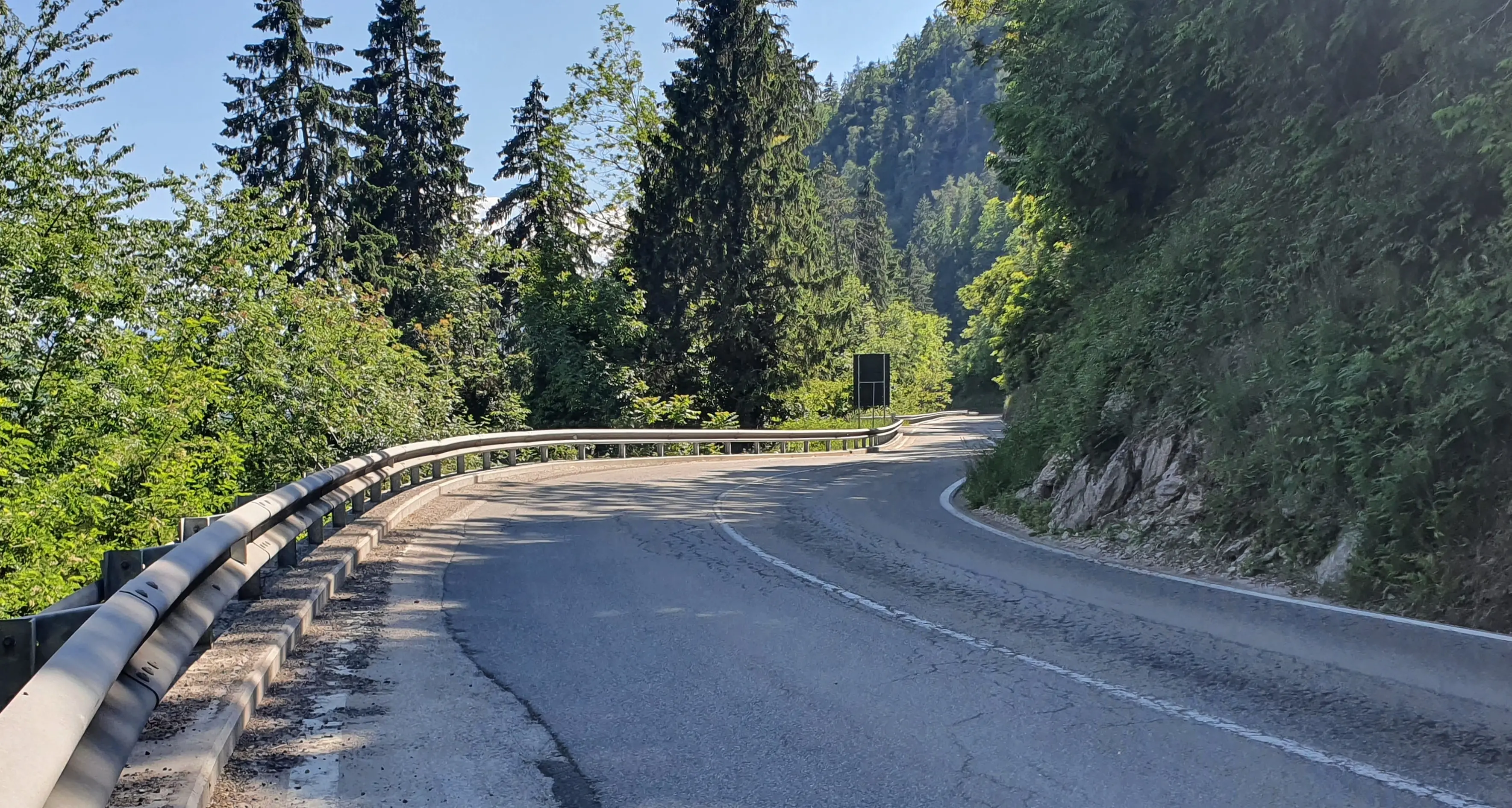 Strada del Giovo, partono i lavori di rettifica: senso unico alternato per un anno