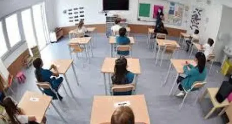 Ritorno a scuola, fronte Lega-M5S: “No alla Dad per gli alunni non vaccinati”