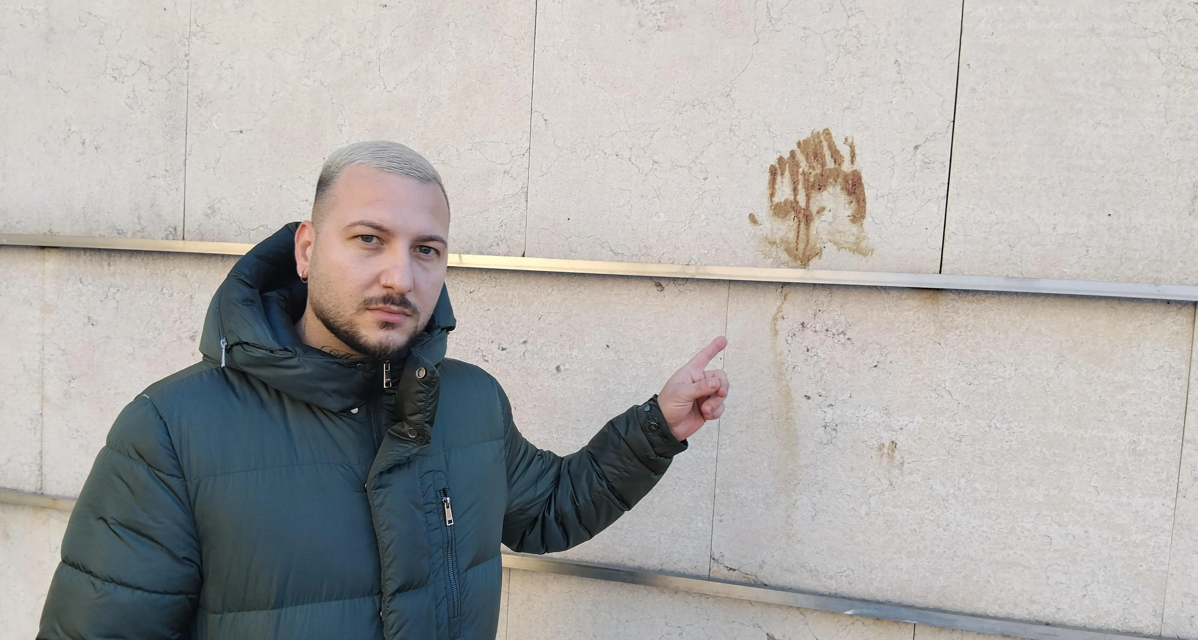Zona Teatro, i residenti sono esasperati: «Ora basta»