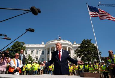 Trump, 'abbiamo sanzioni draconiane che possiamo imporre all'Iran'