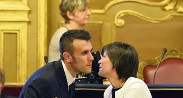 Torino: Versaci pensa dimissioni, traballa maggioranza M5s