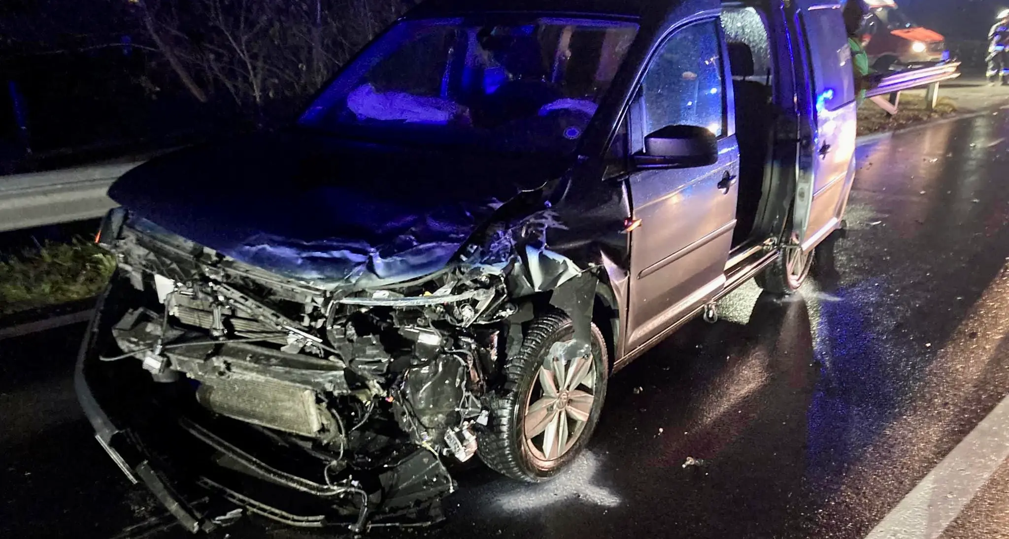 Incidente a Laces, una persona estratta con la pinza idraulica