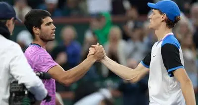 Jannik Sinner si arrende ad Alcaraz: niente sorpasso