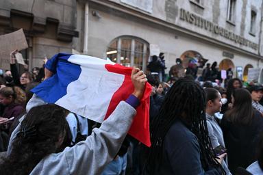 L'Unicef richiama la Francia, 'basta violenze proteggere, i minorenni'