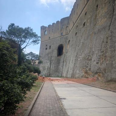 Castel Sant'Elmo riapre lunedì dopo il crollo del muro esterno