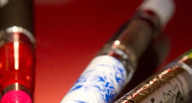 Fumo:si inizia sempre prima,4% prova e-cig alle elementari