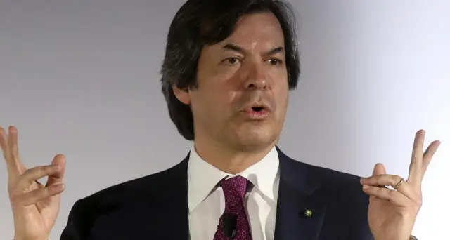 Intesa:nel 2020 utile a 3,28 mld, propone cedola per 694 mln