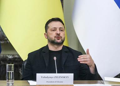 Zelensky, 'i problemi su Starlink e Starshield non sono ancora stati risolti'