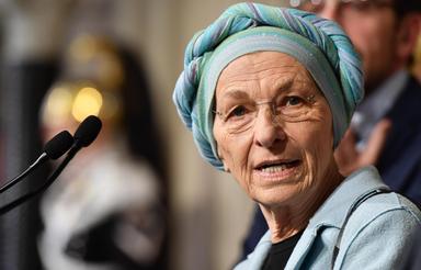 Cos'è il microcitoma polmonare, il tumore che aveva colpito Emma Bonino