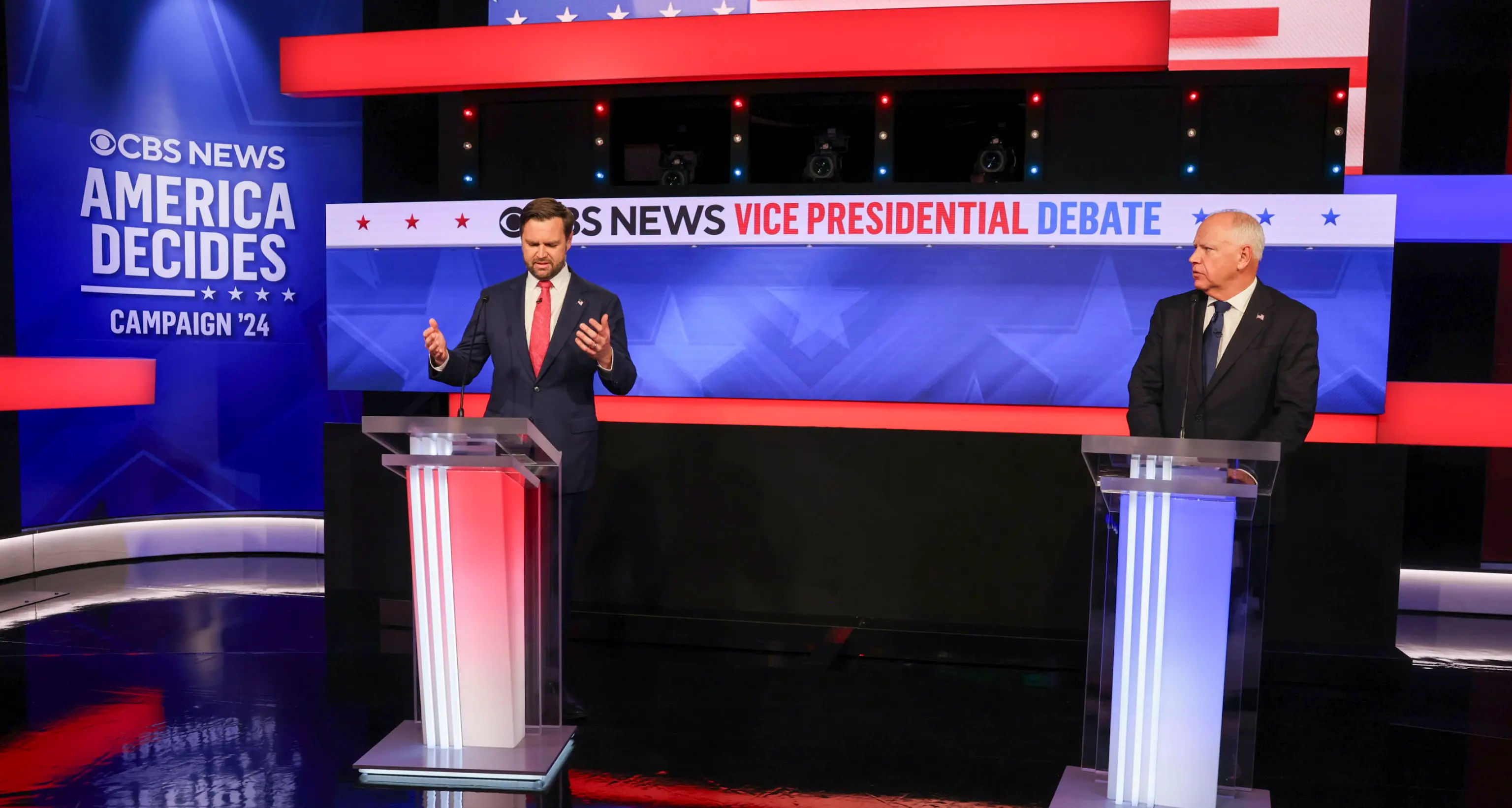 Usa 2024, Walz a Vance: diffami e disumanizzi gli immigrati