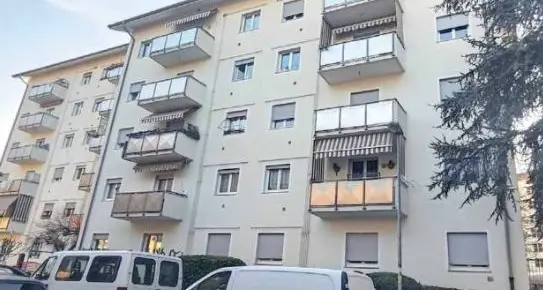 Troppo ricchi per la casa Ipes: «Noi, cacciati dopo 19 anni»