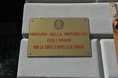 Al Procuratore nazionale antimafia poteri anche per procedimenti su minori