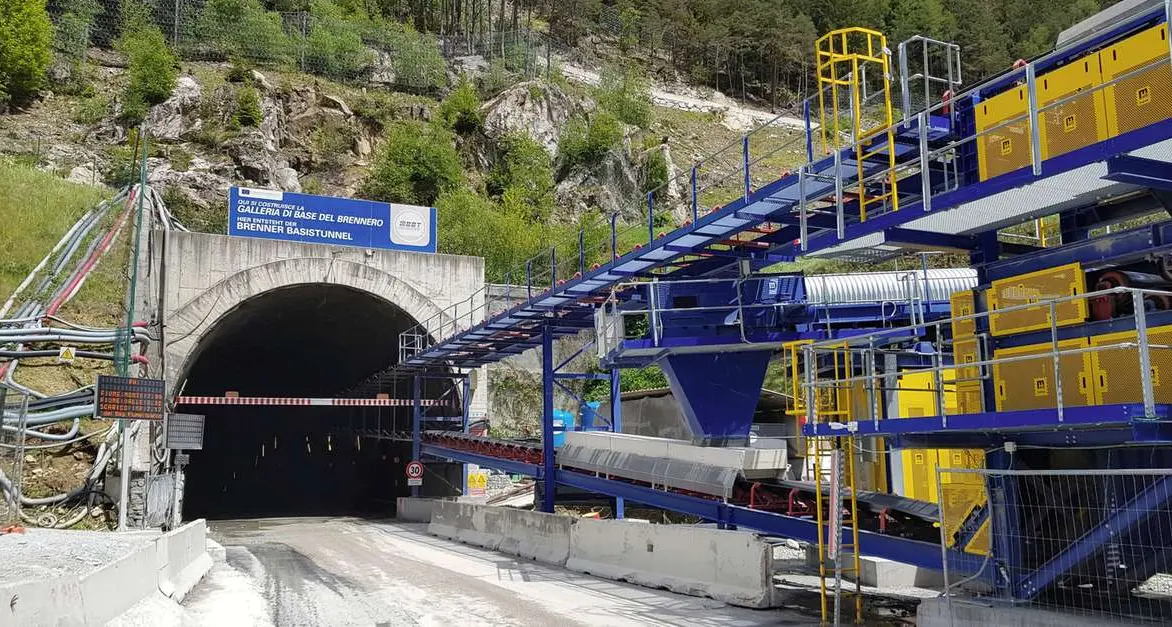 Meloni al tunnel del Brennero per l’abbattimento del diaframma