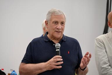 Tajani sulla legge elettorale, sì alle preferenze col capolista bloccato