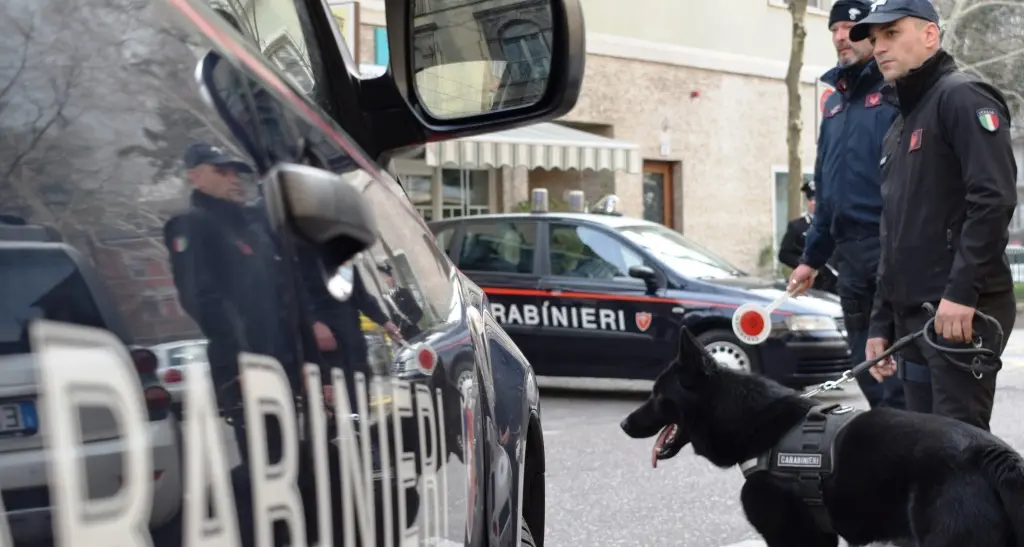 Merano, due denunciati per spaccio: uno è un barista di 24 anni