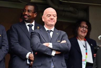 Fifa, 'continueremo con la privatizzazione nonostante le critiche'