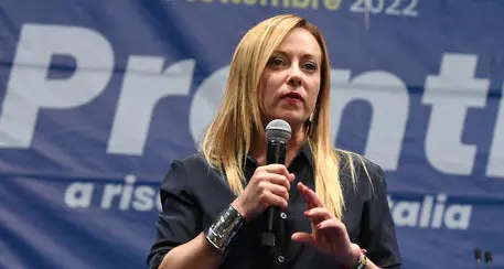 Meloni a Bolzano: «Noi per l'autonomia e per il dialogo alla pari con l’Svp»