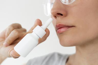 Arriva in Italia primo spray nasale di adrenalina contro shock anafilattico