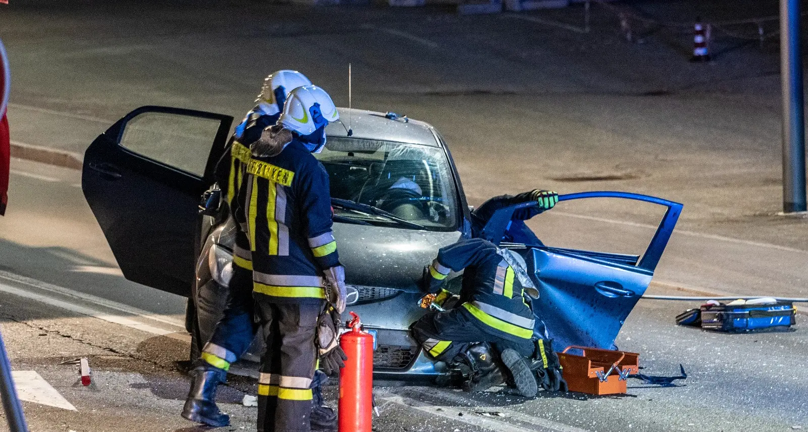 Con l'auto contro il muro: giovane ferito a Bressanone