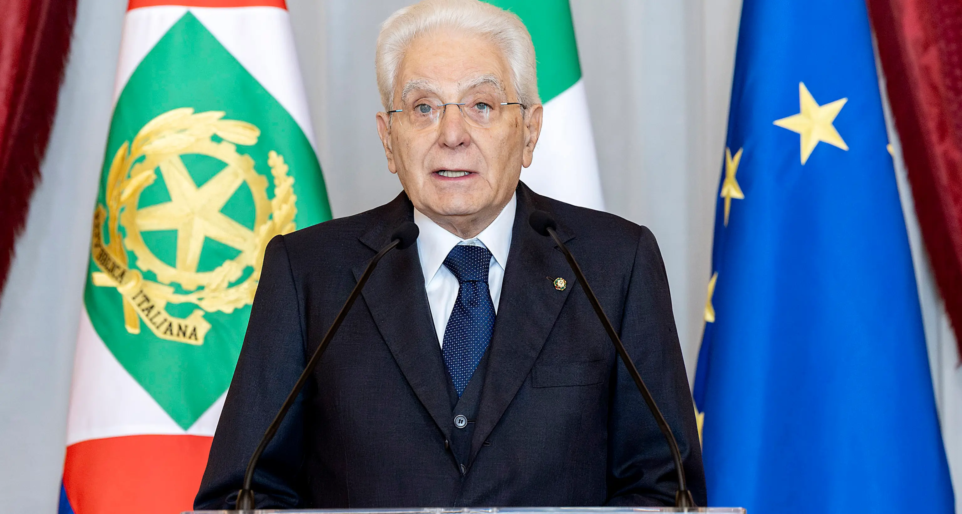 25 aprile:Mattarella all'Altare della Patria rende omaggio ai caduti