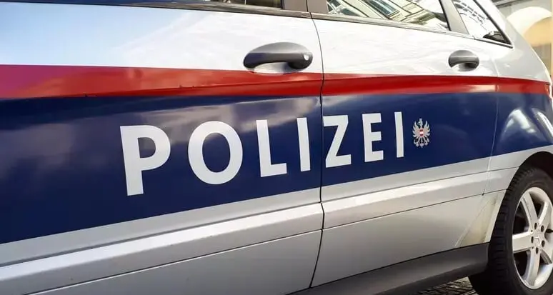 Auto contro tir sulla strada di Passo Resia: due giovani morti