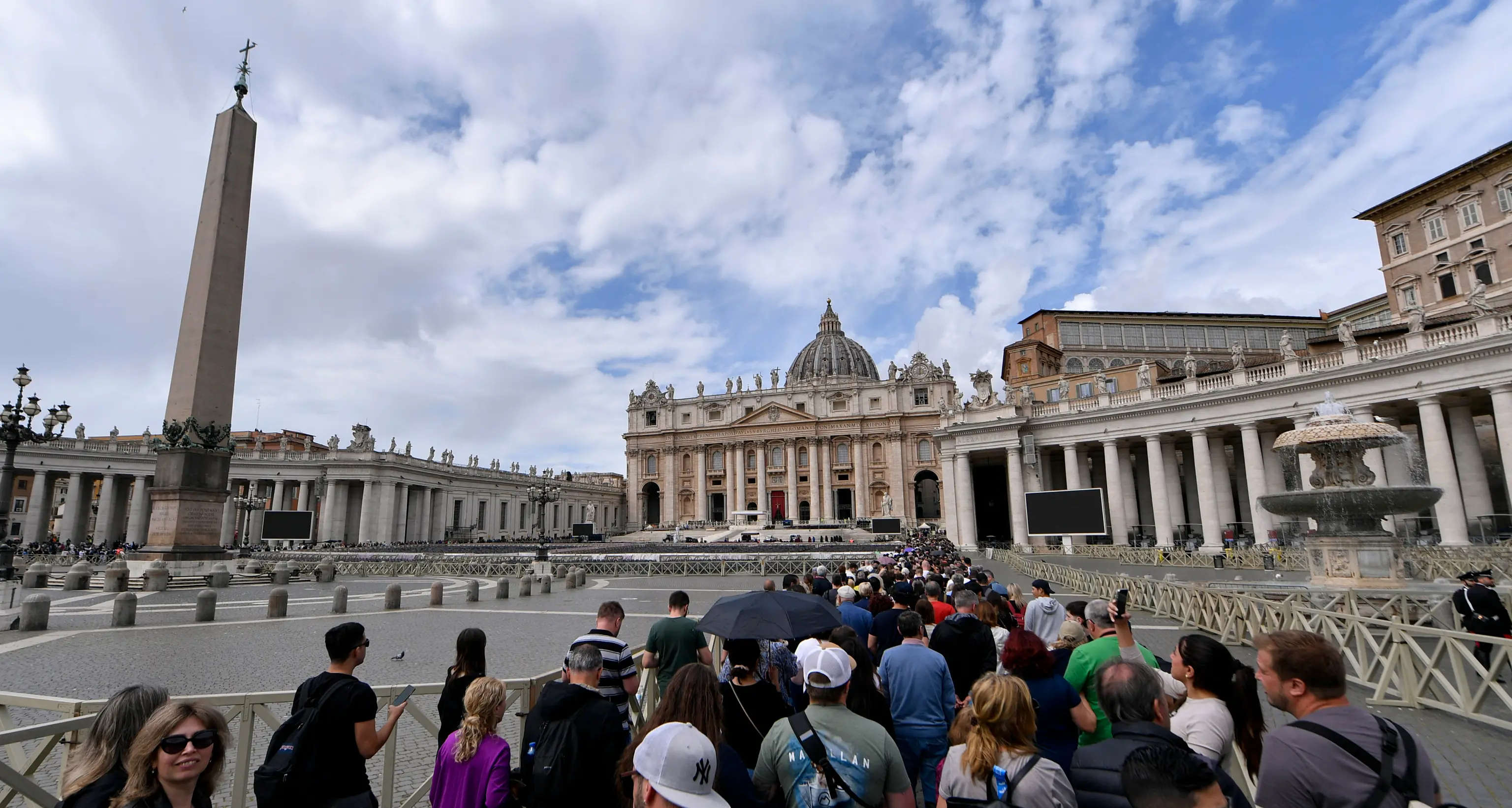 Papa: Questura, già 140mila persone a San Pietro