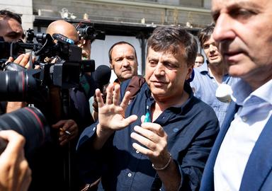 Lavitola resta in carcere, gip respinge richiesta domiciliari